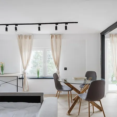 Apartment Grunwald Raszynska Bright By Bookinghost