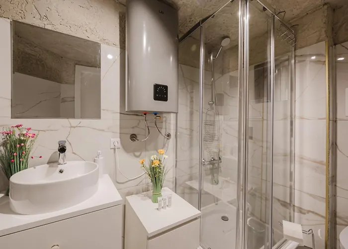 Grunwald Raszynska Bright By Bookinghost Apartamento