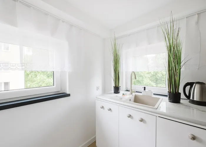 Grunwald Raszynska Bright By Bookinghost Apartamento *