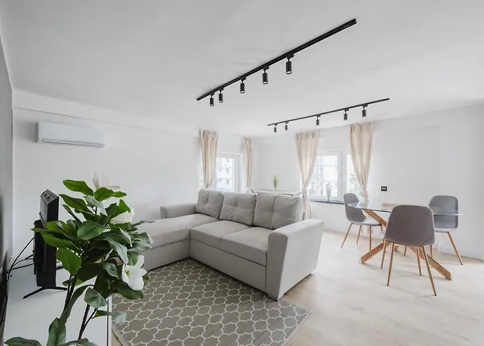 Apartamento Grunwald Raszynska Bright By Bookinghost